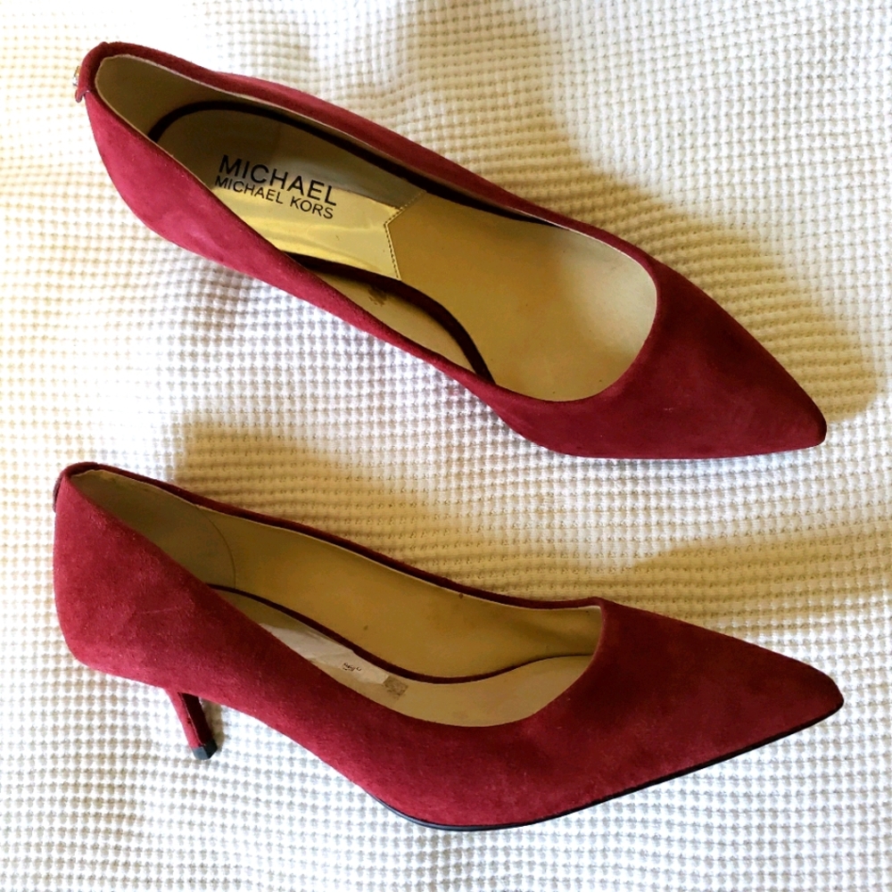 Michael Kors Suede Leather Kitten Heel Pumps